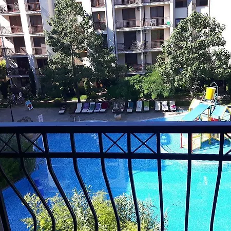 I28 At Cascadas 2 Apartment *